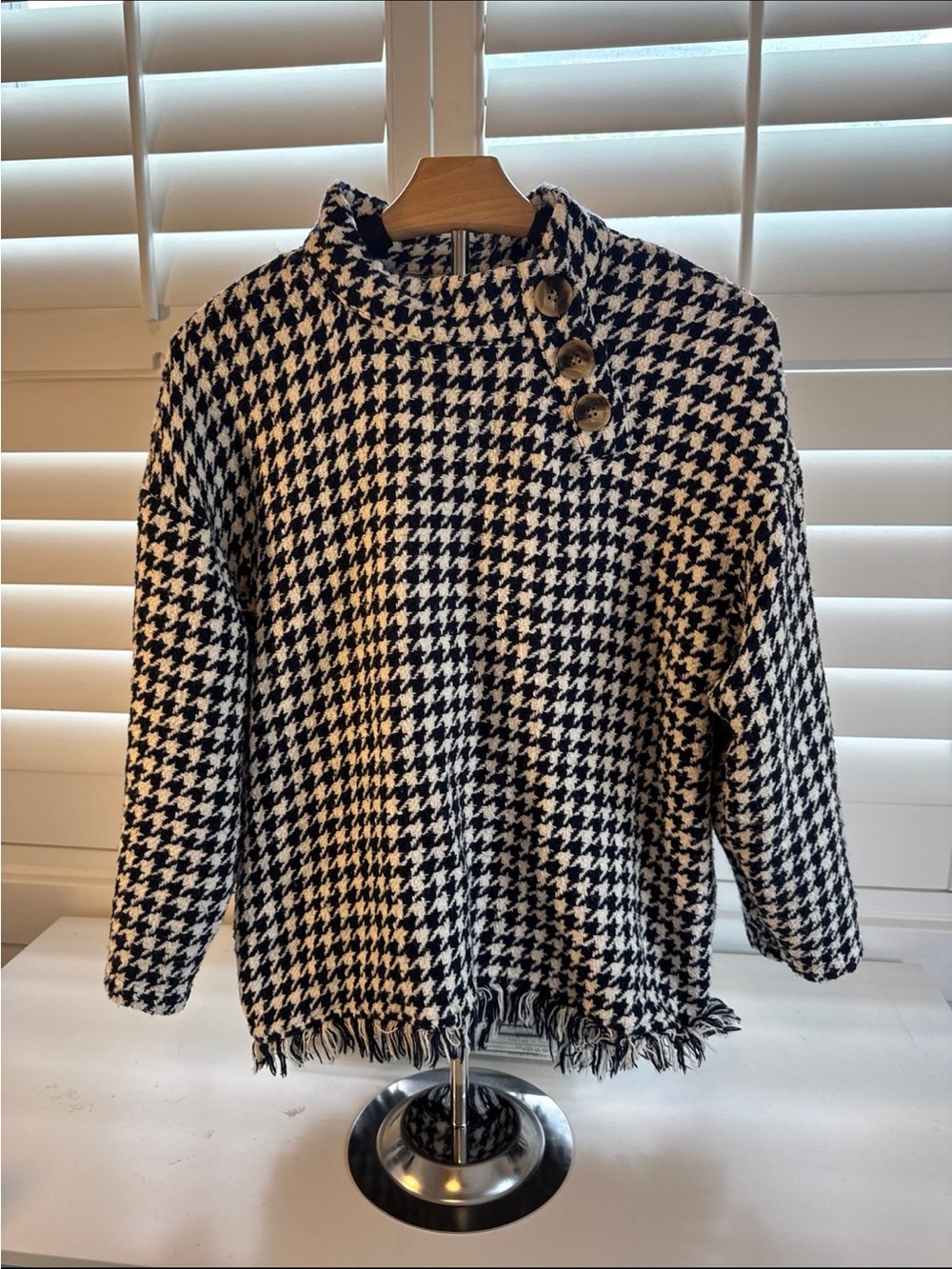 Zara Black & White Houndstooth Button-Shoulder Sweater